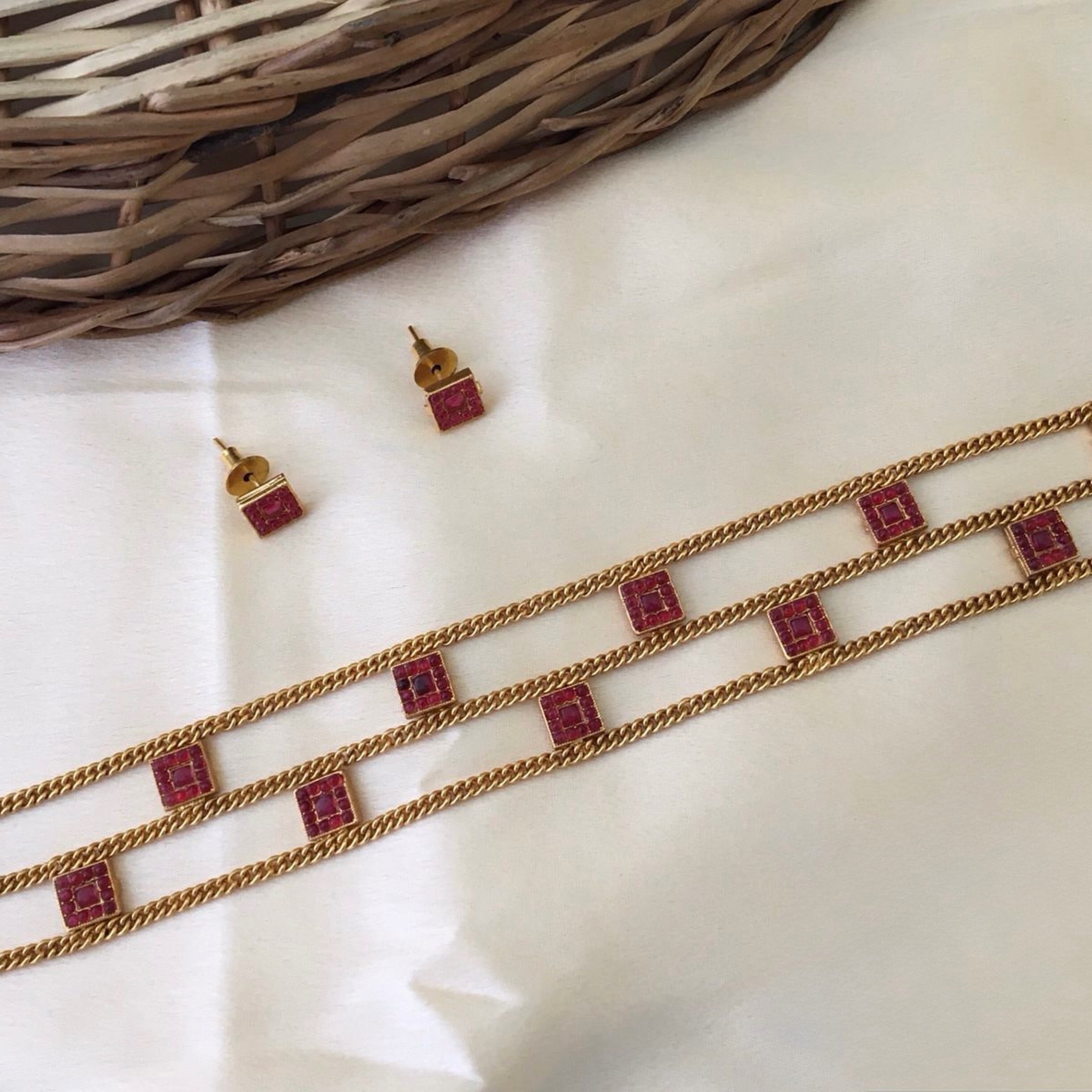 Ruby stones choker set